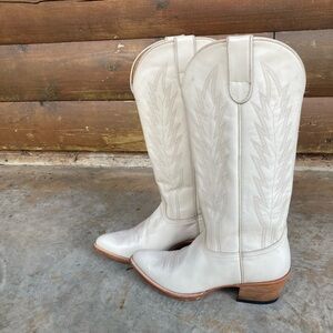 Macie Bean | White Leather Cowboy Boots